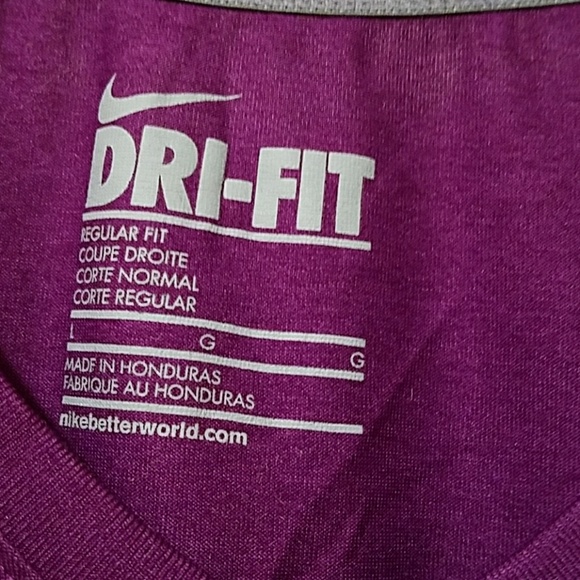 Nike top - Picture 3 of 5